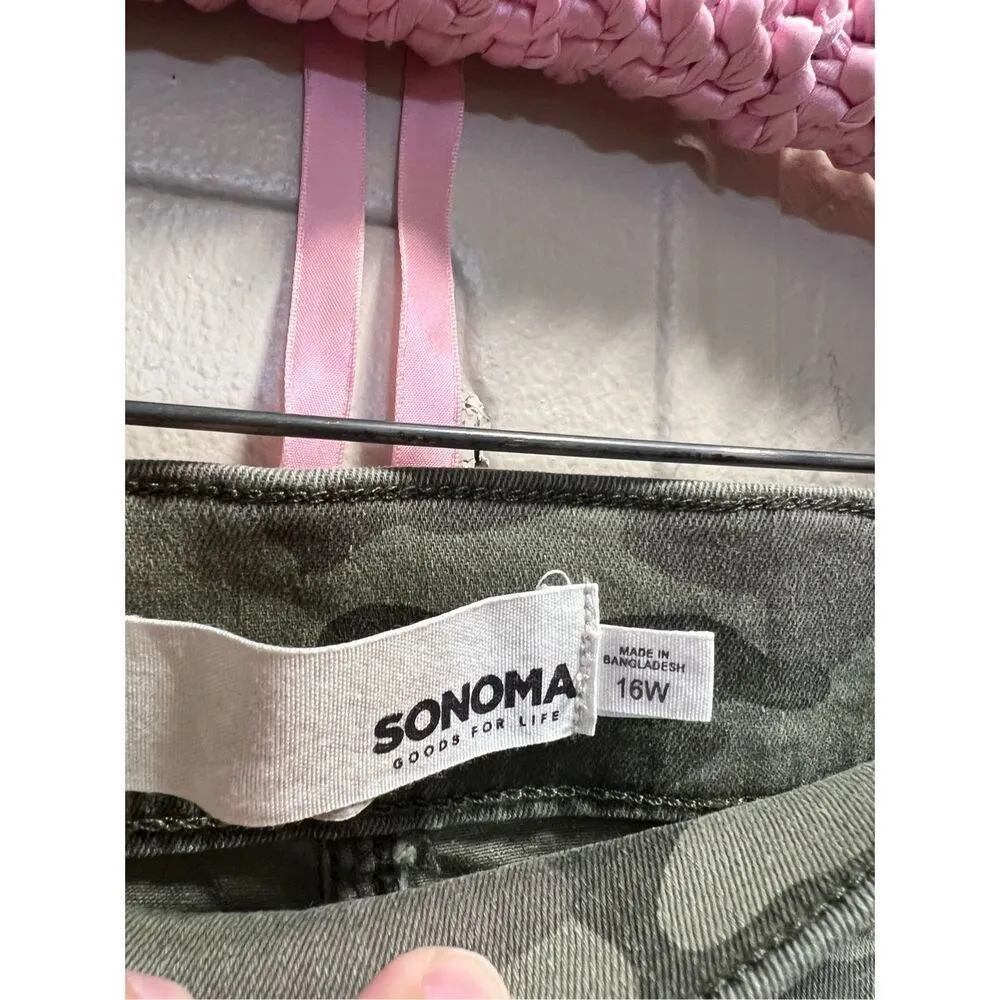 Sonoma Good For Life Camo Pull On Jeans Woman’s Size 16W - Image 7