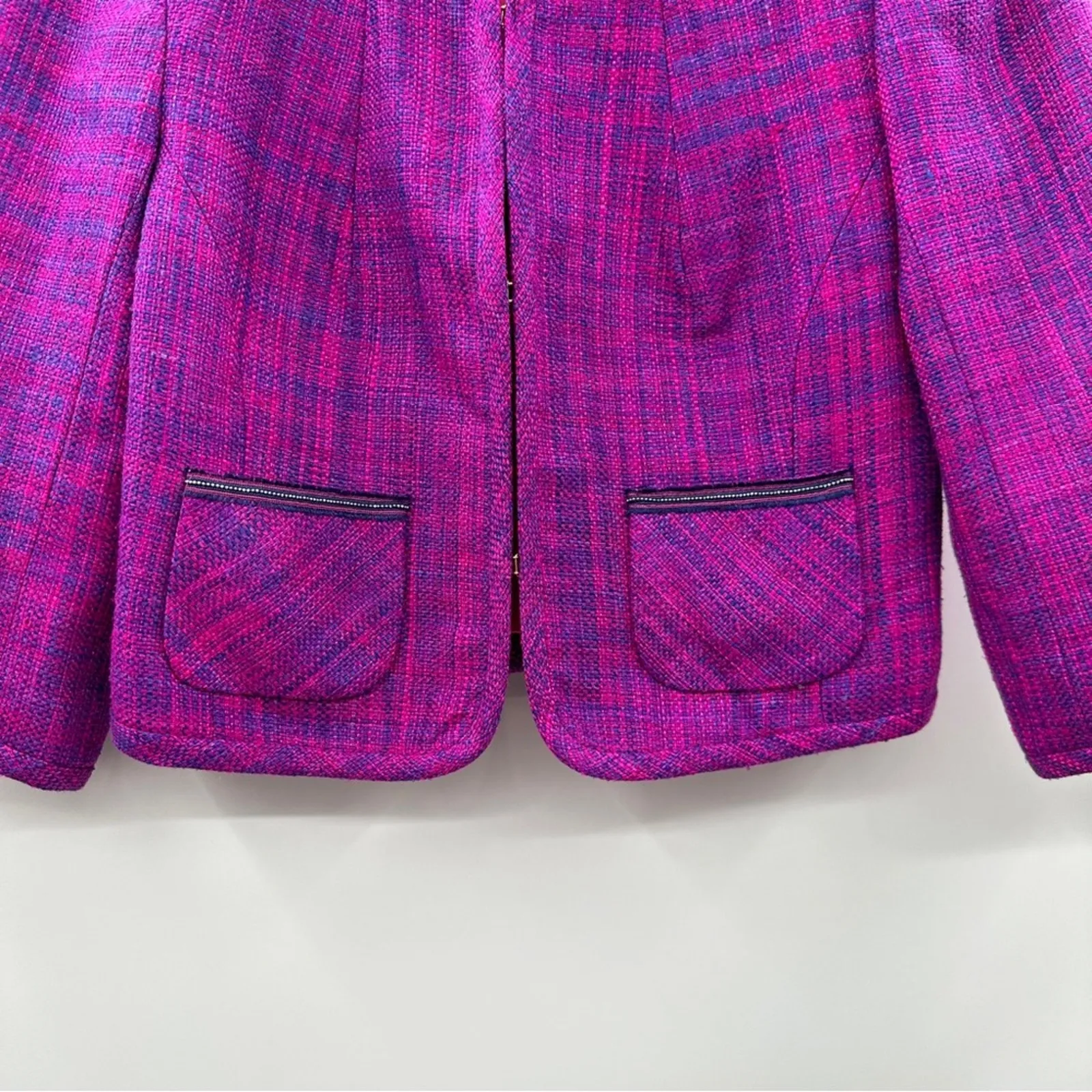 Trina Turk Silk Purple & Pink Tweed Half Sleeve Blazer Size 2‎ - Image 3