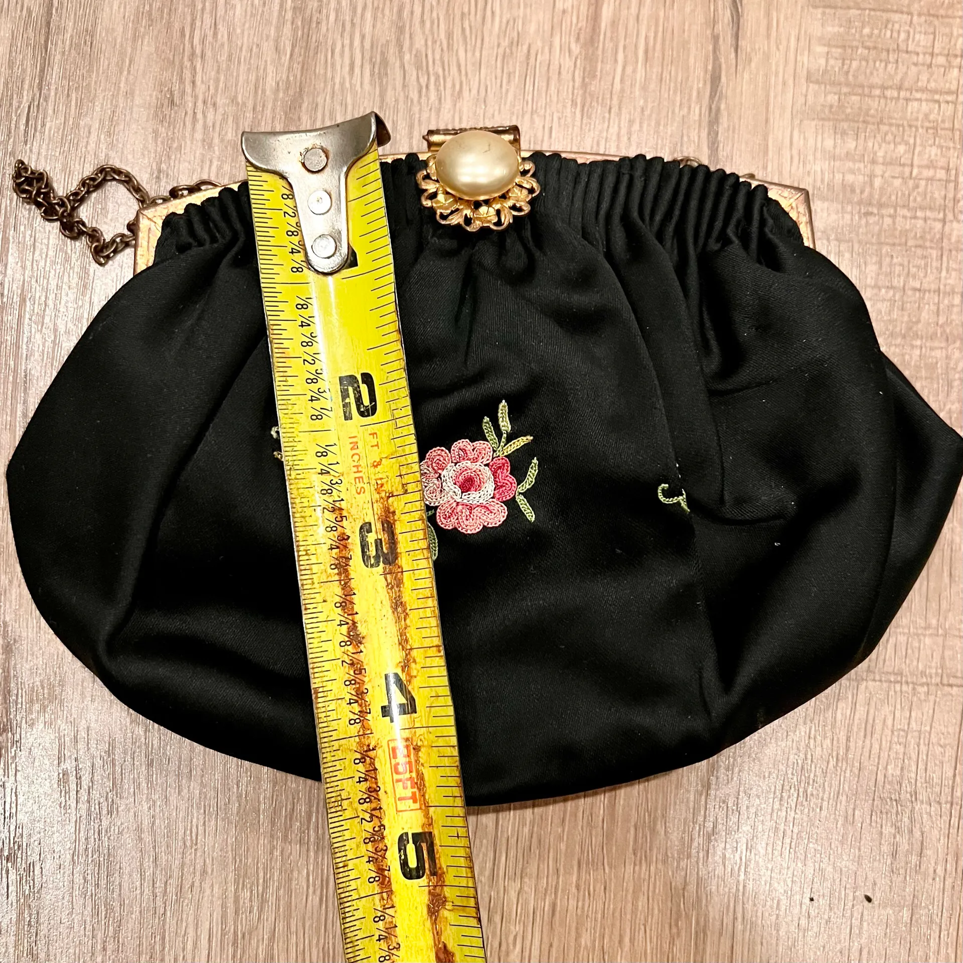 French Black Silk Embroidered with Pearl Buckle Evening Handbag Purse Vintage - Image 8