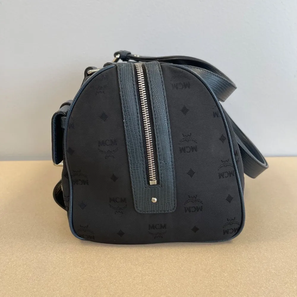 MCM Navy Leather and Black Canvas Boston Handbag w/ Silver Hardware - Preloved - Image 4