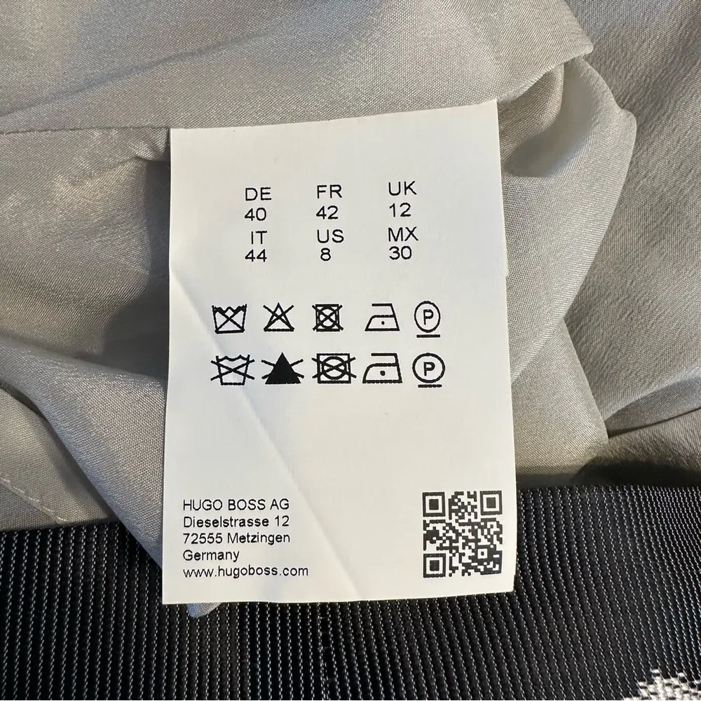 Boss Hugo Boss Vistripy Textured Stripe Neutral Pencil Skirt size US 8 - Image 11