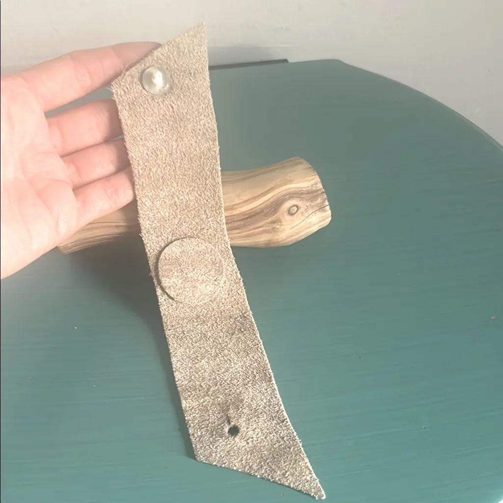 New Leslie Curtis Artisan Leather Cuff Bracelet Amazonite Centerpiece Pearl Green - Image 8