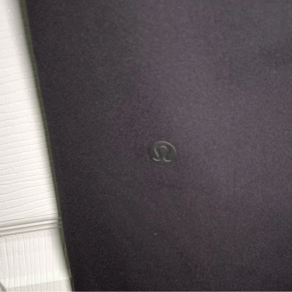 Lululemon Track Pant Jogger with Pockets Black Drawstring Pants Size 6 - Image 3