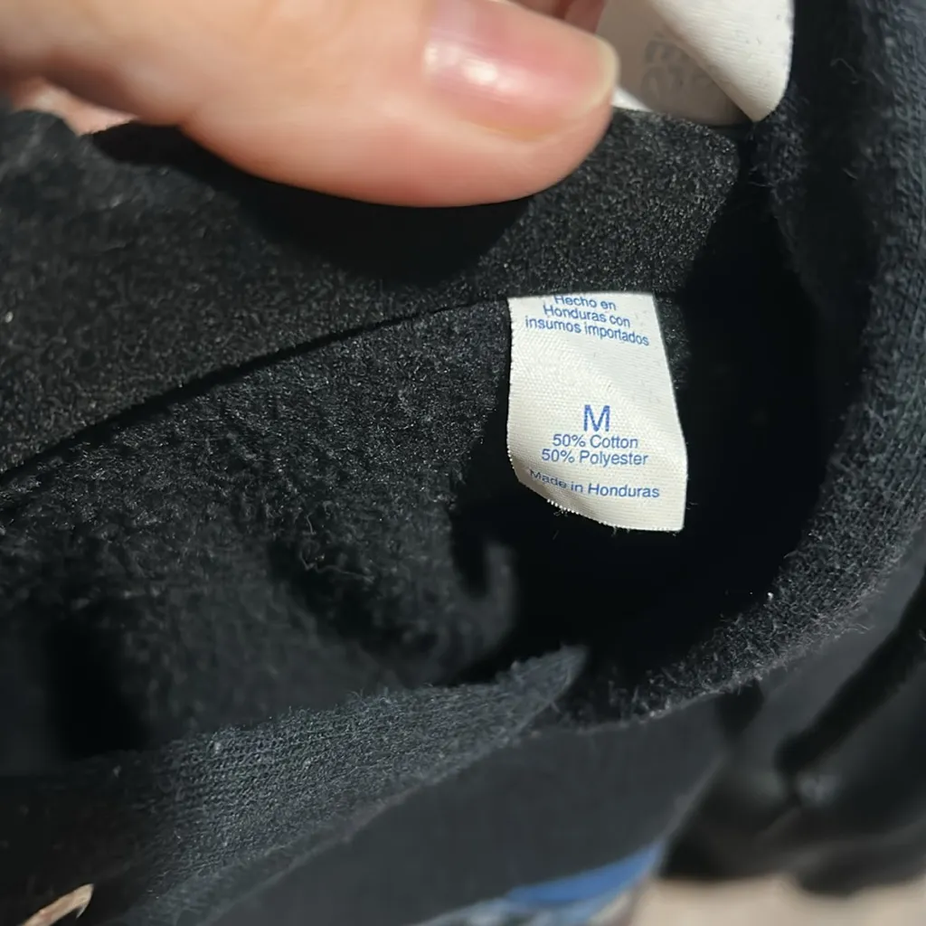 Stitch distressed Black Graphic Hoodie with kangaroo pocket Size M - Image 2