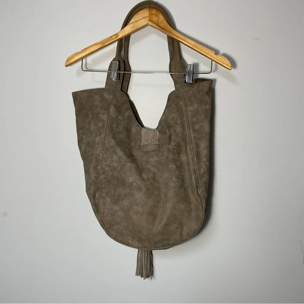 DV by Dolce Vita Large Gray Taupe Fringe Hobo Bag - Image 2