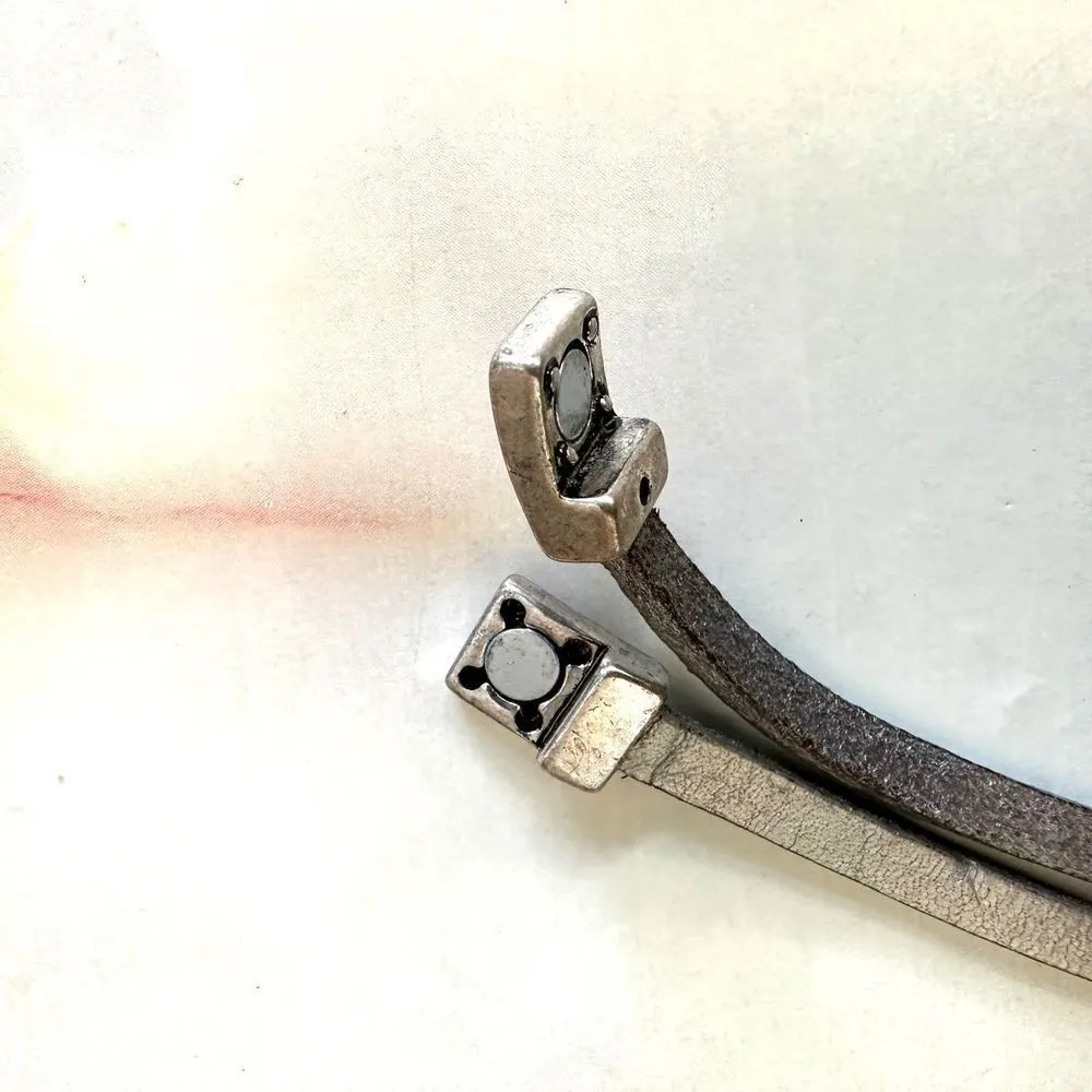 Blue beaded druzy pendant necklace - Image 3