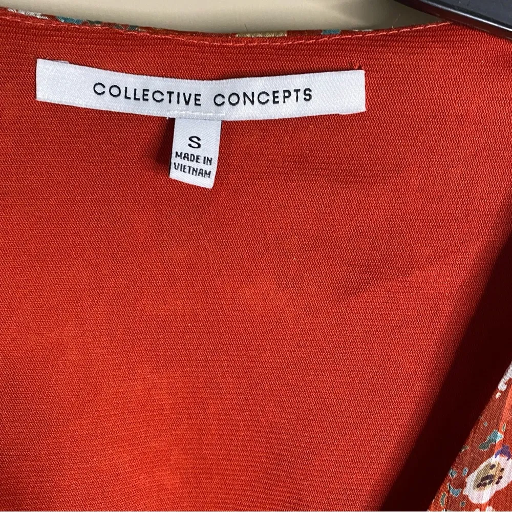 Collective Concepts Women's Rust Floral Blouse - Image 3