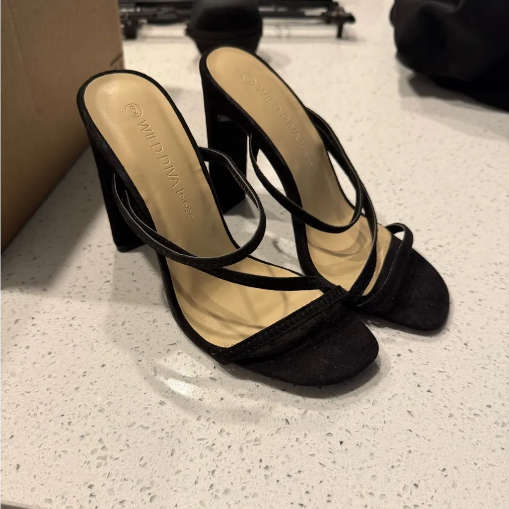 NWOB strappy heels Black Size 6 - Image 2