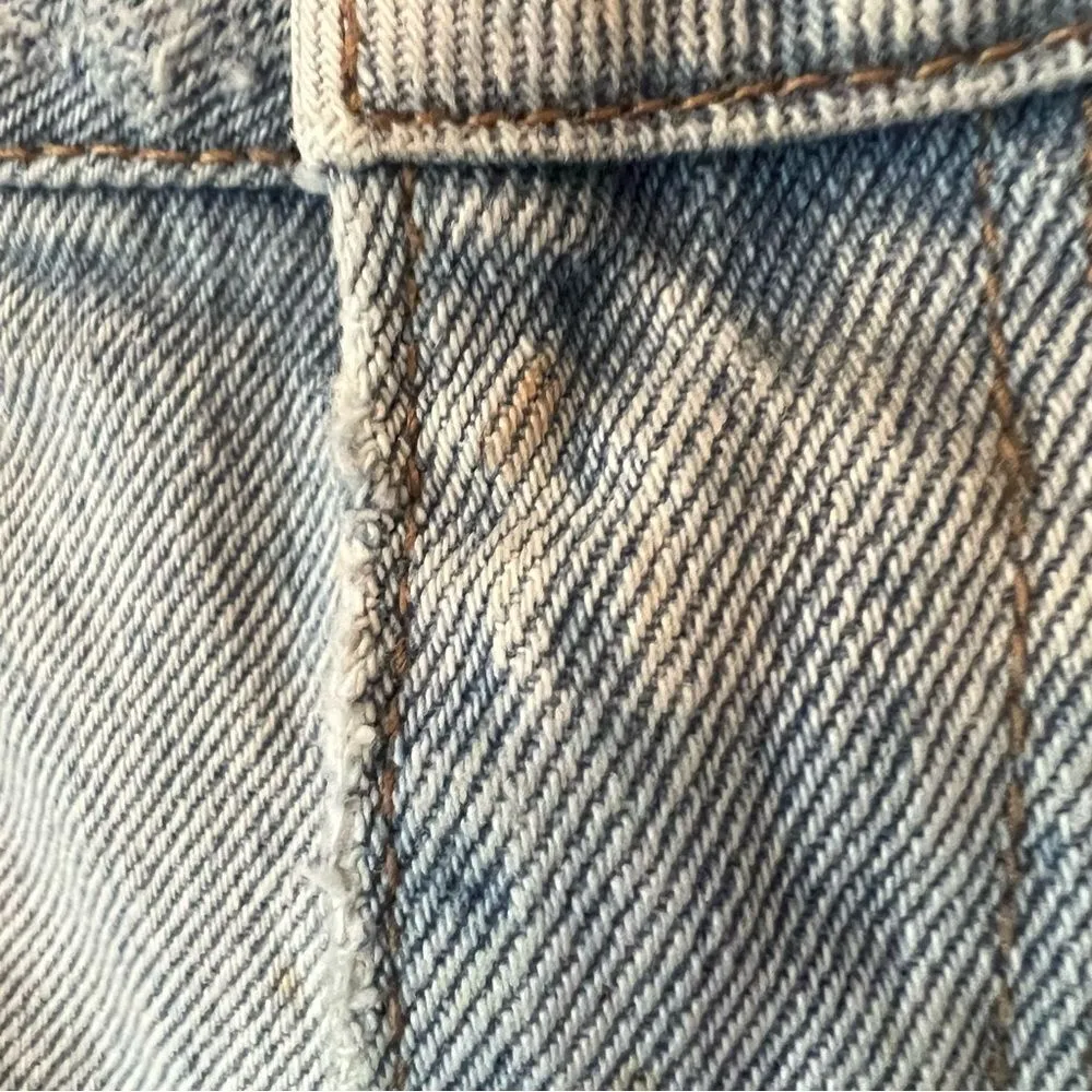 Rollas Dusters High Rise Slim Distressed Denim Jean Short in Layla Bleach Sz 29 - Image 14