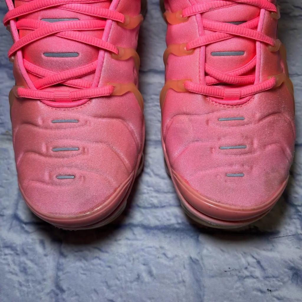 Nike Air Vapormax Plus Women's Size 8.5 Pink Bubblegum Sneakers DM8337-600 Shoes - Image 4