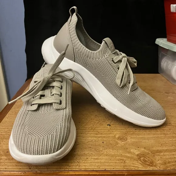 Women’s Johnston & Murphy Escape Knit Lace-Up Shoes - Image 1