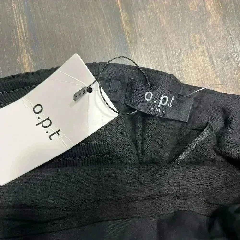 O.P.T Black Strapless Bandeau Top with Pleated Detail and Elastic‎ Back A9 Size XL - Image 2