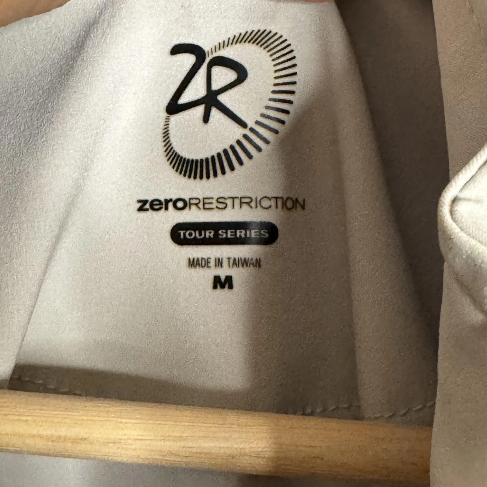 Zero Restriction Jacket ladies Medium Gray Tour Series Full Zip Lightweight Golf - Image 4