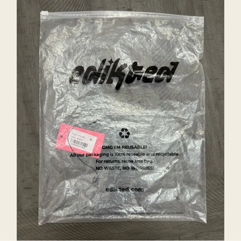 Edikted lace jumpsuit NWOT! - Image 6