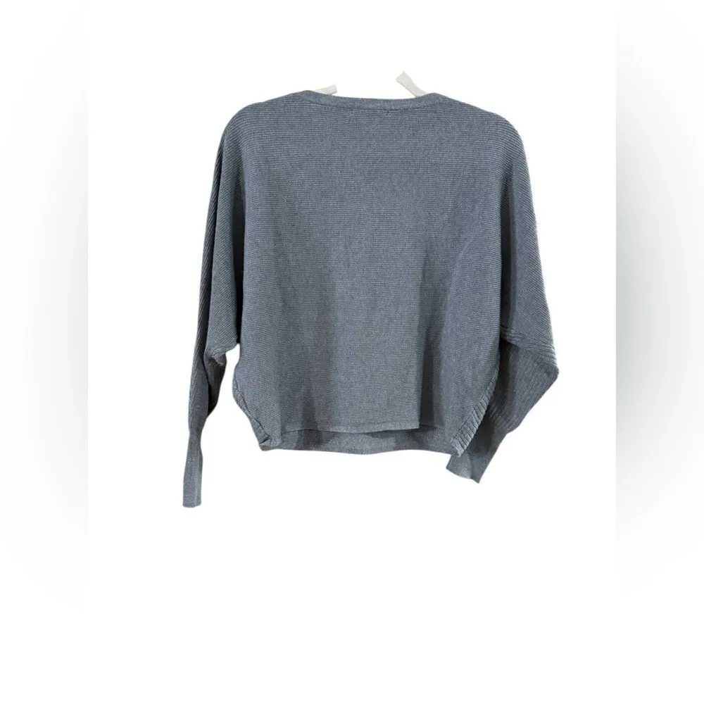 Cable and Gauge Women's Long Sleeve Gray Top Size Small Petite - Image 9