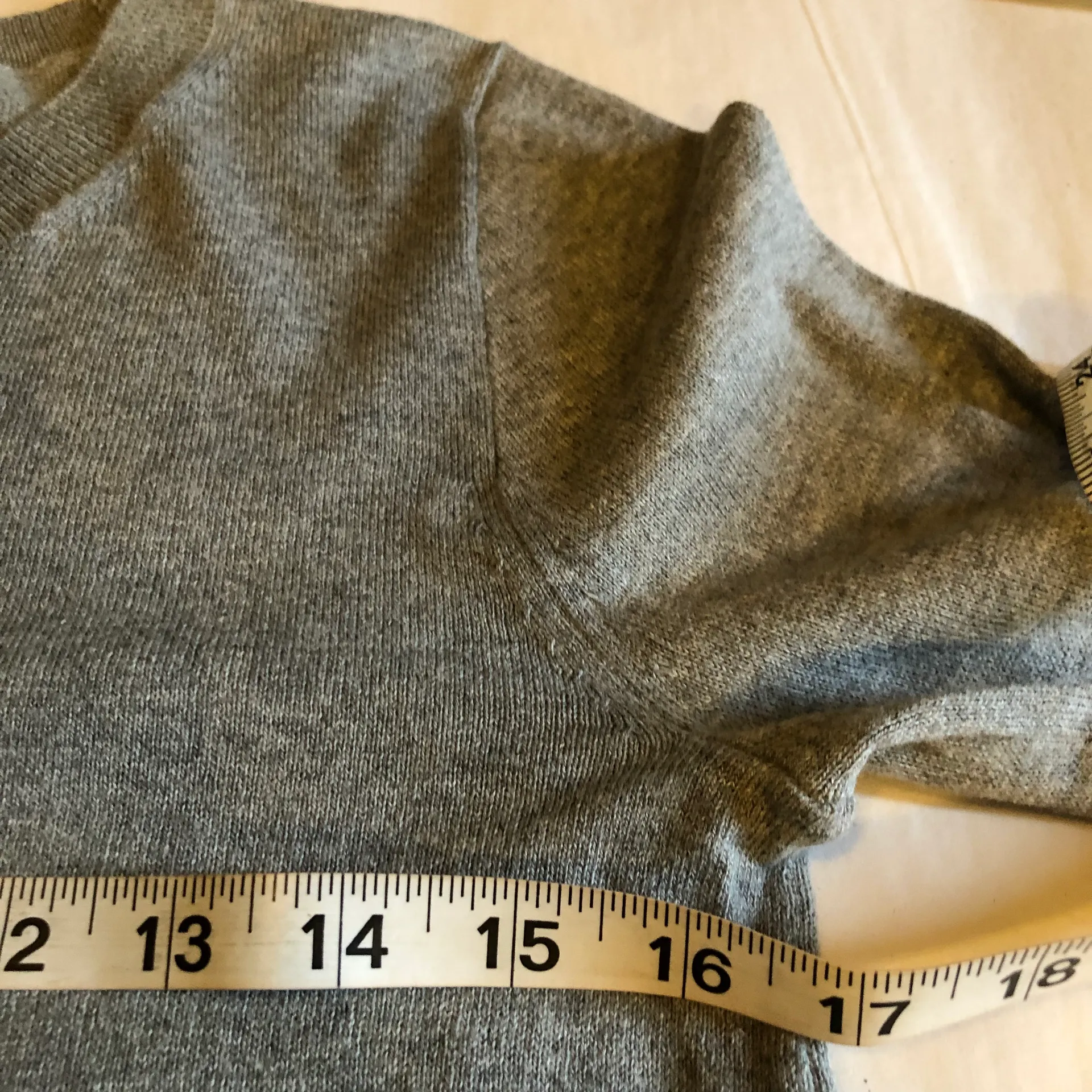 NWT  grey sweater size XS - Image 6