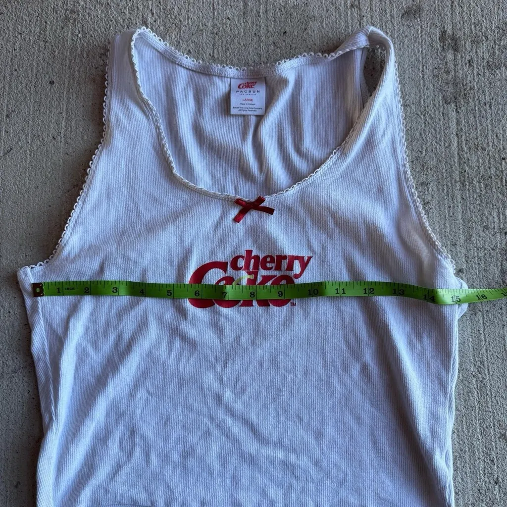 PacSun White Cherry Coke Crop Top - Image 2