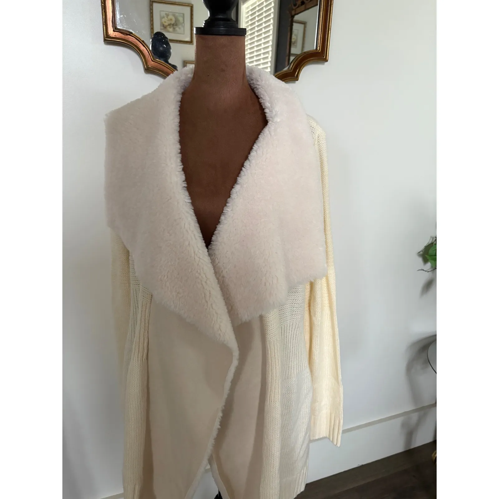 New‎ Directions Womens Large Ivory Faux Fur Trim Open Front Cardigan wrap coat - Image 2