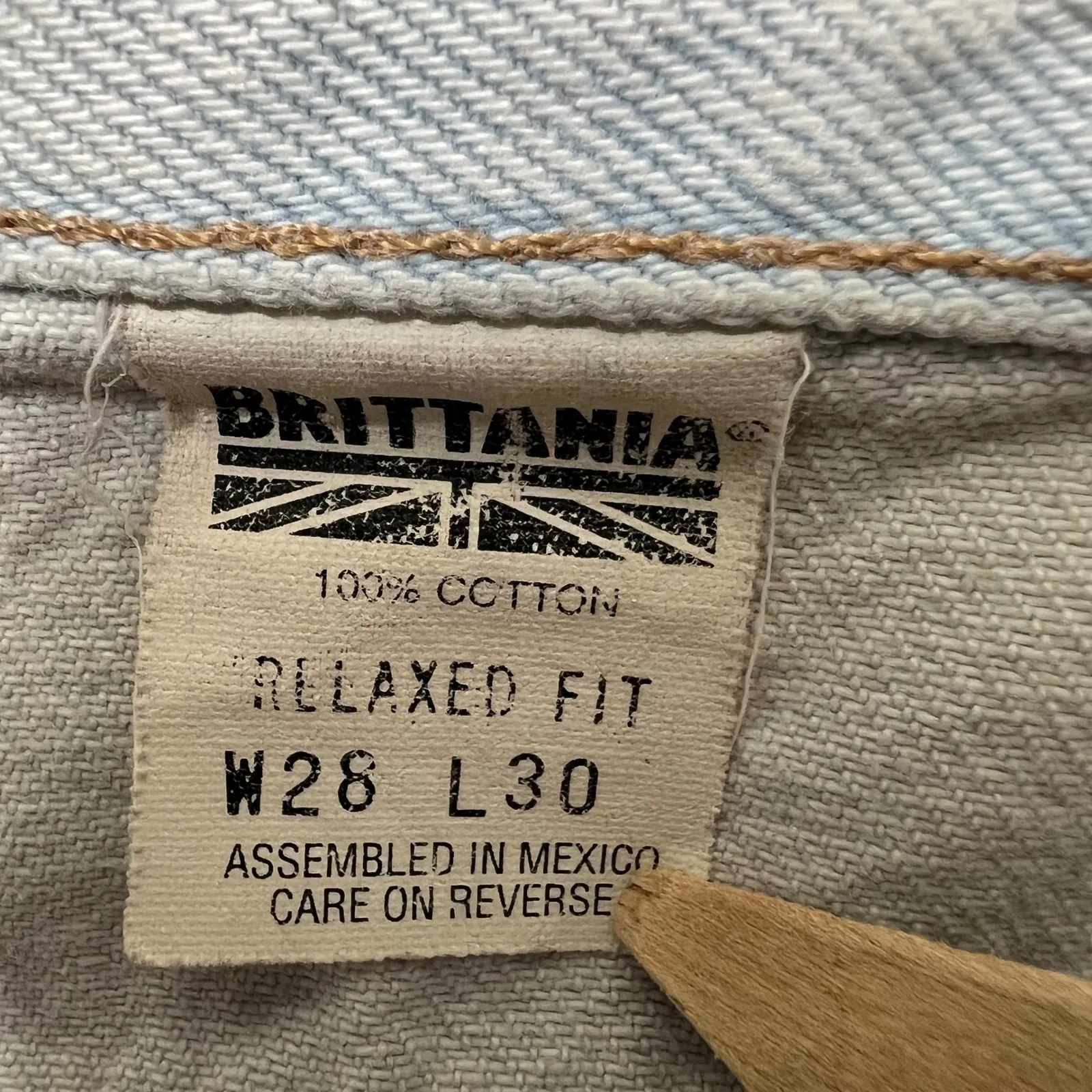 Vintage Brittania Relaxed Fit Distressed‎ Denim Cutoff Shorts 28 Light Wash Y2K - Image 10