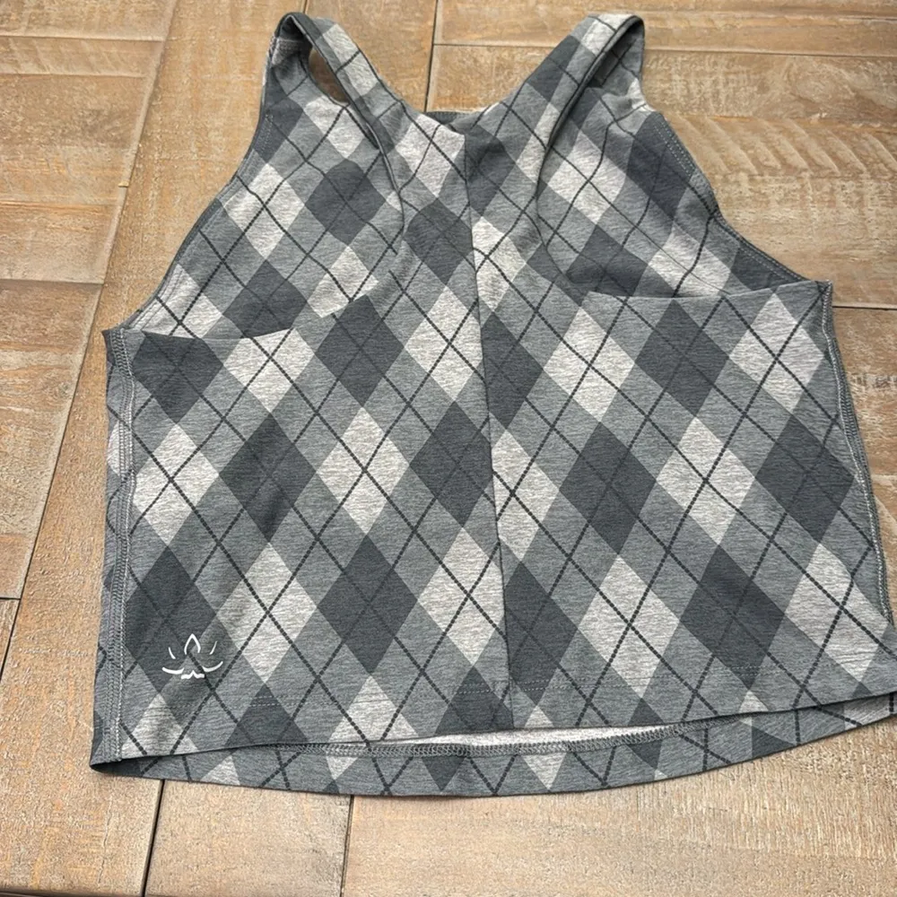 EUC Beyond Yoga Refocus Crop Tank Grey Argyle Small - Image 7