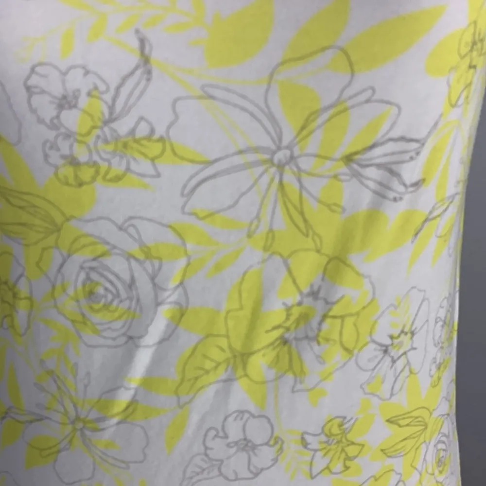 CO No Yank Yellow Floral Thin Strap Tank Top Size Small - Image 4
