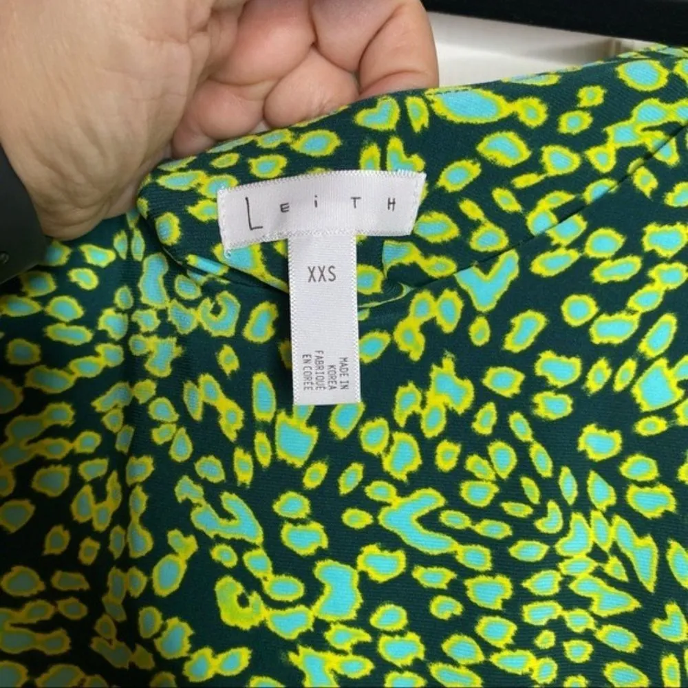 NWT Leith Green Gables Animalia Bodysuit - Image 8