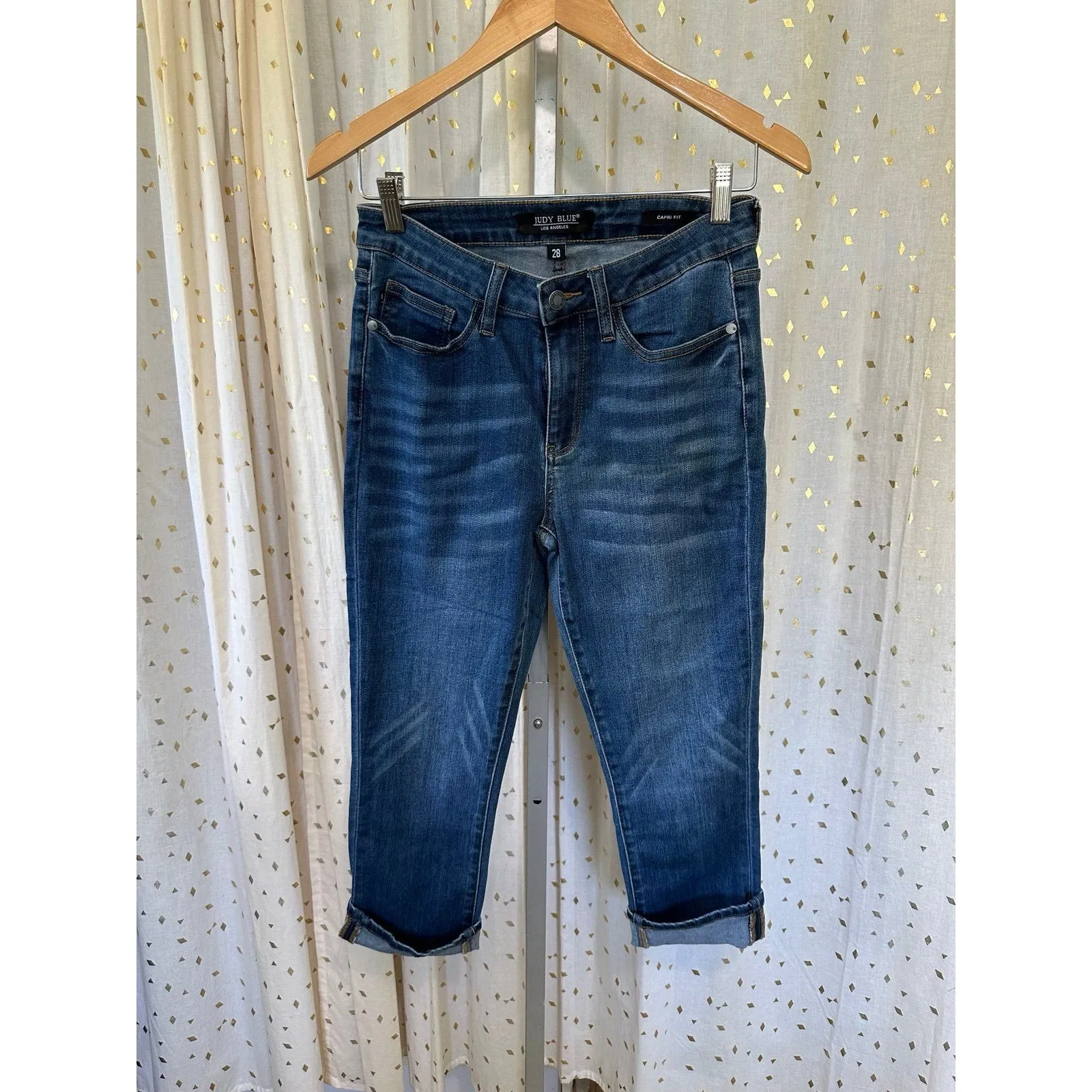 Judy Blue JB82154-JS Dark Wash Capri Fit Folded Hem Jeans 28 - Image 2