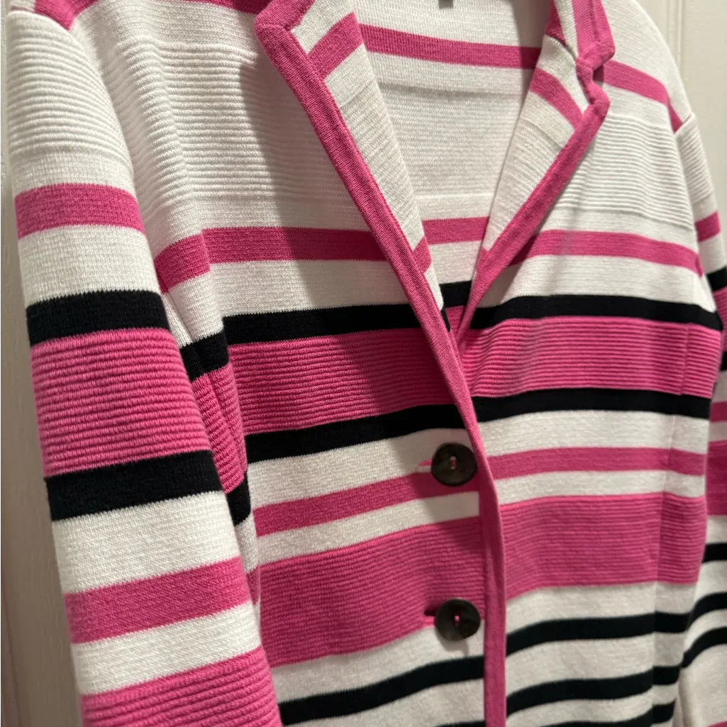 Pink and White Striped V - Image 4