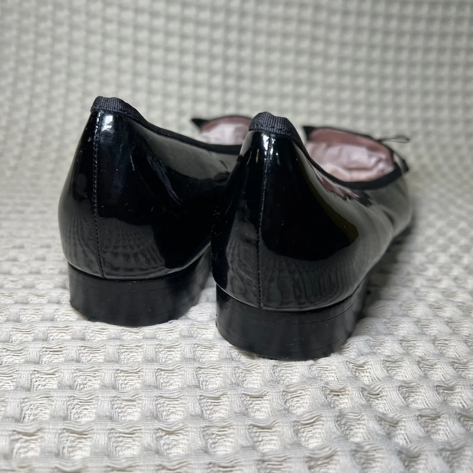 Taryn Rose Gari Womens Black Patent Leather Rose Bow Loafer Flats Shoes 8 - Image 4