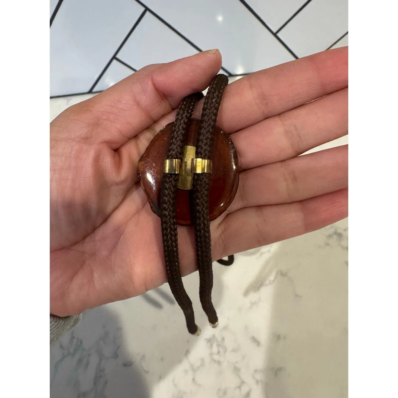 vintage brown lucite bolo tie with an embedded gold leaf design western rodeo - Image 4