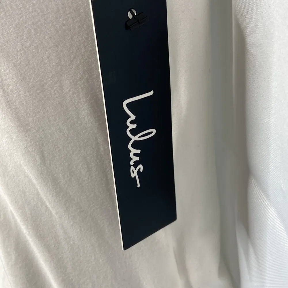 Lulu’s Women’s Cream Backless Bodysuit Top Size XS NWT - Image 5