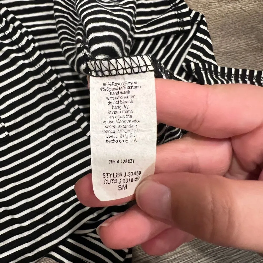 Carly jean s/m short sleeve striped cardigan - Image 6