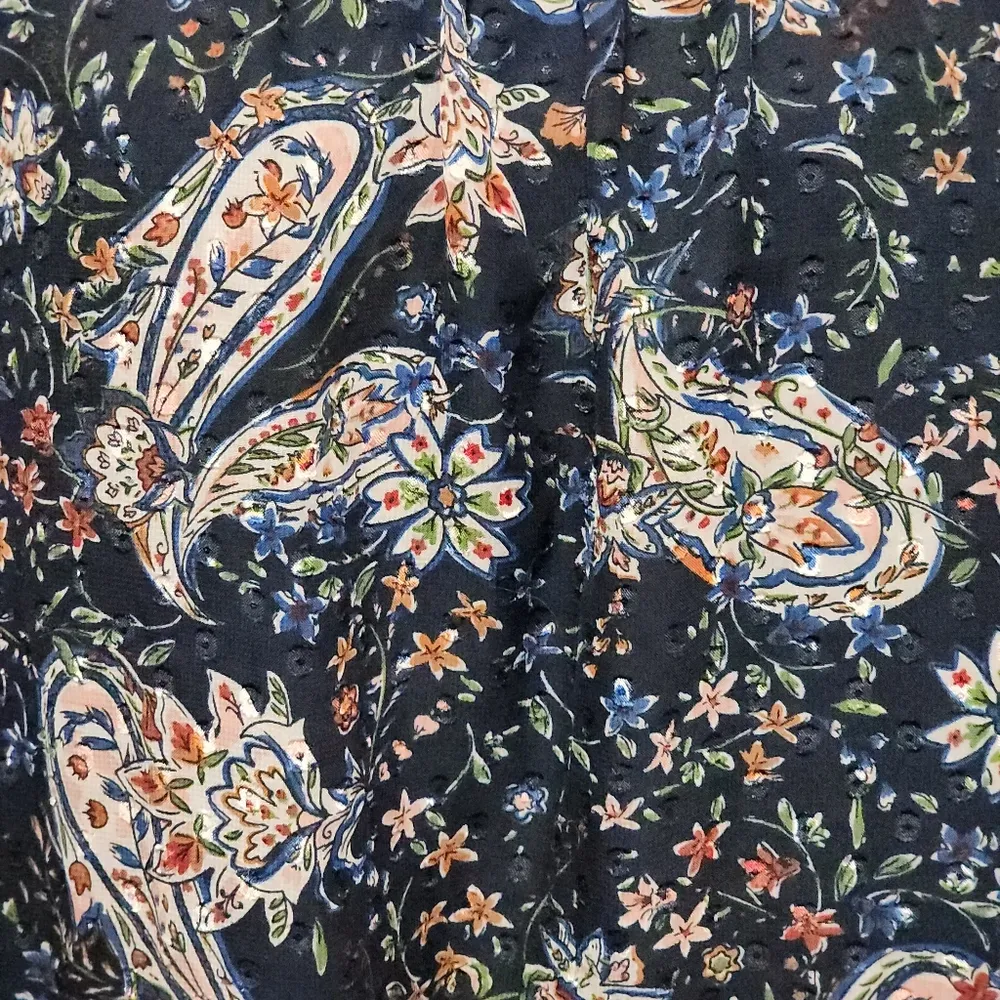 Westport Navy Paisley Cold Shoulder Blouse Size Medium - Image 2