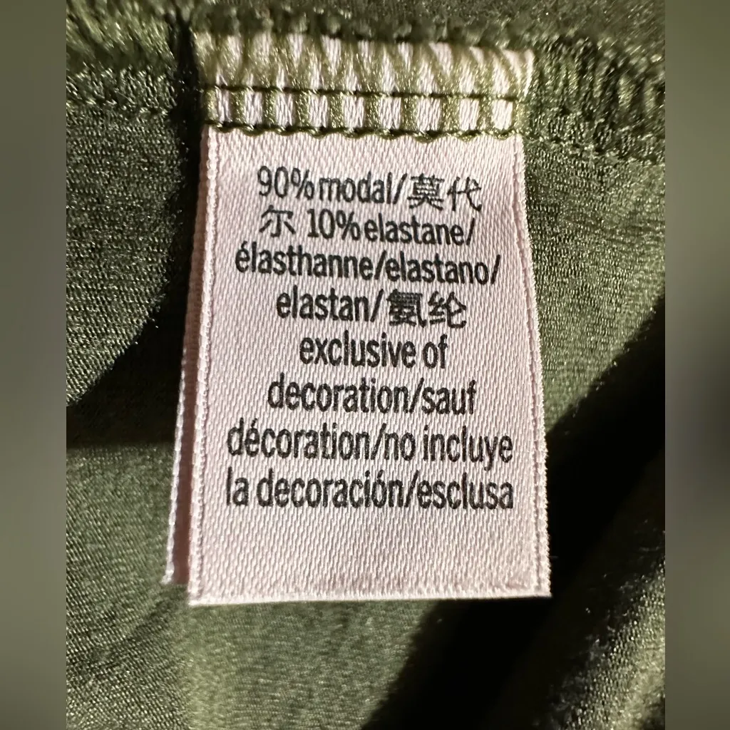 VICTORIA’S SECRET Green Leopard Modal Long Pajama Set Size XXL - Image 10