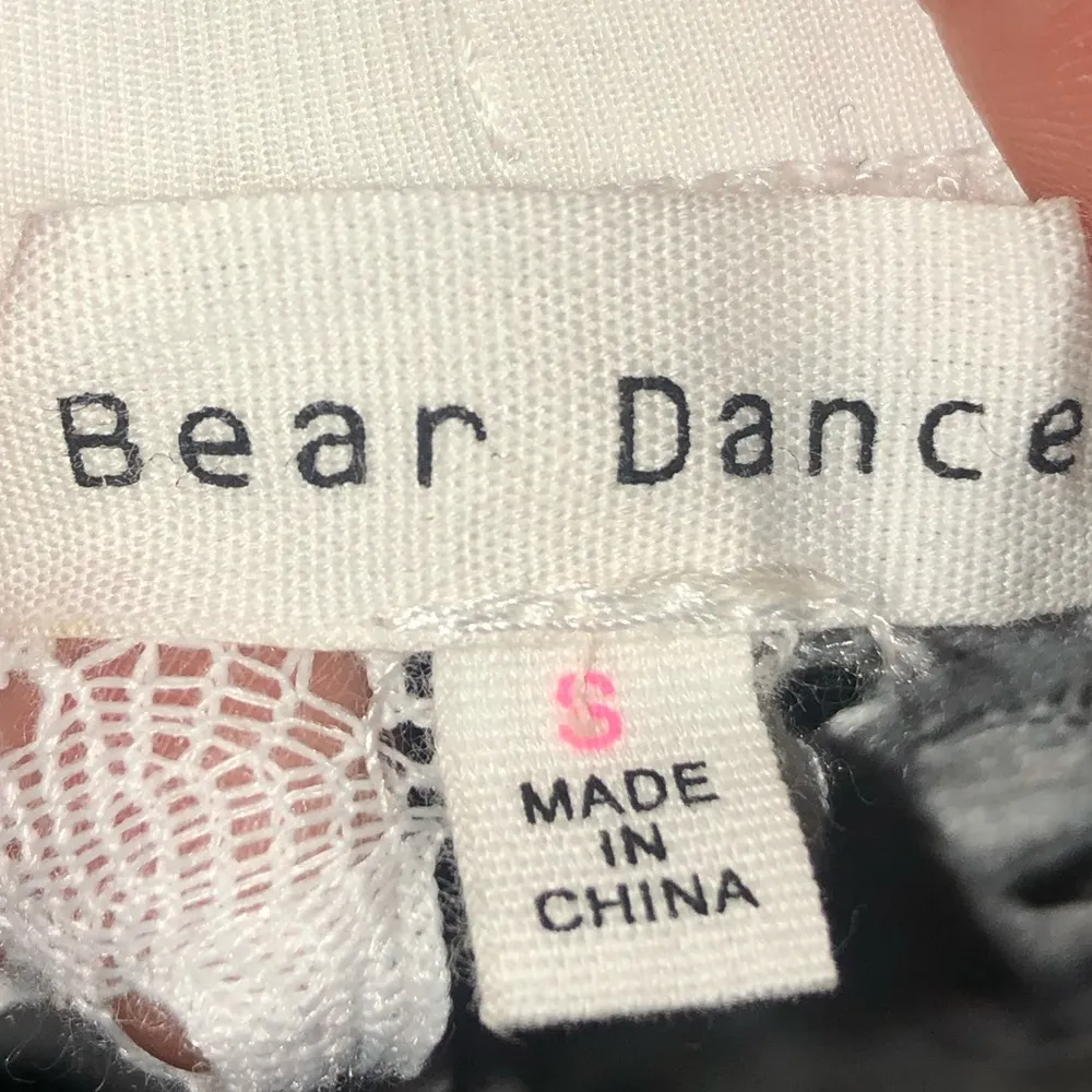 Bear Dance White Cover up pull on Tie Front shirts size s - Image 3