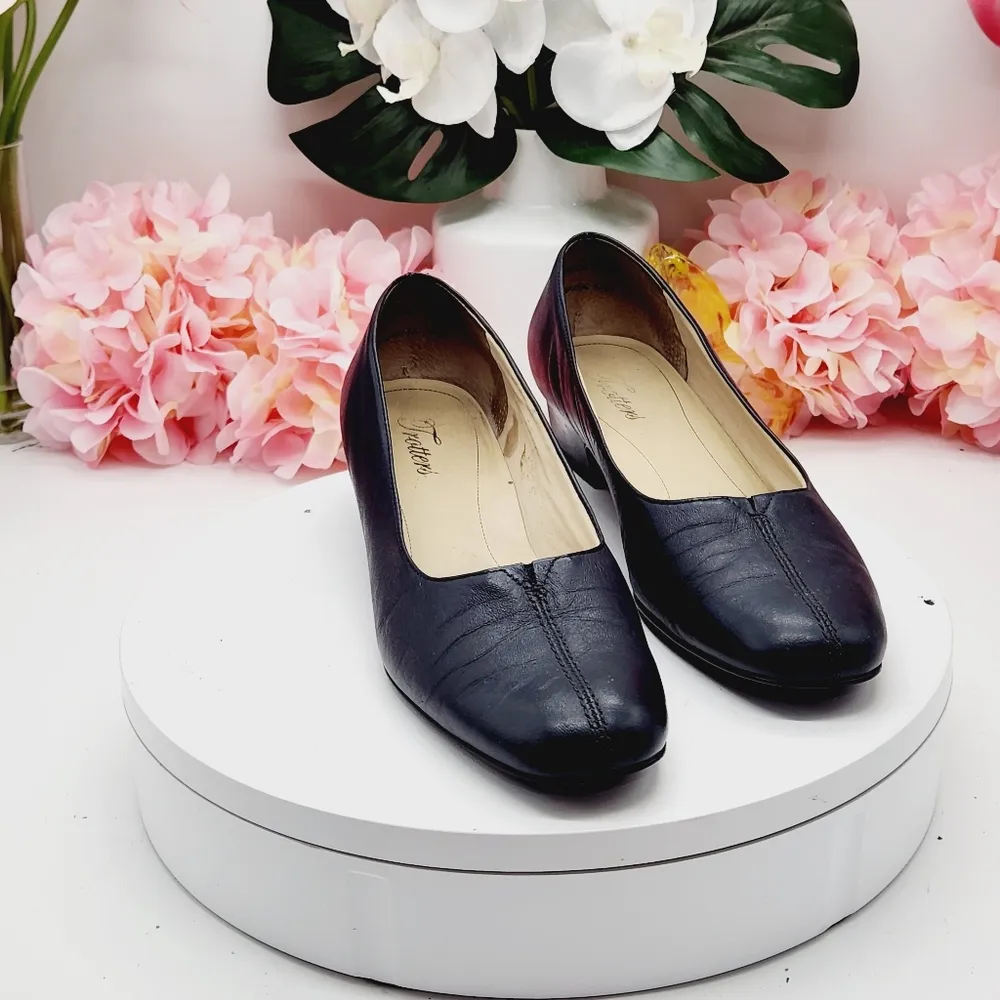 Trotters Slip On Doris Navy Pumps Dress Shoes Size 9N - Image 13