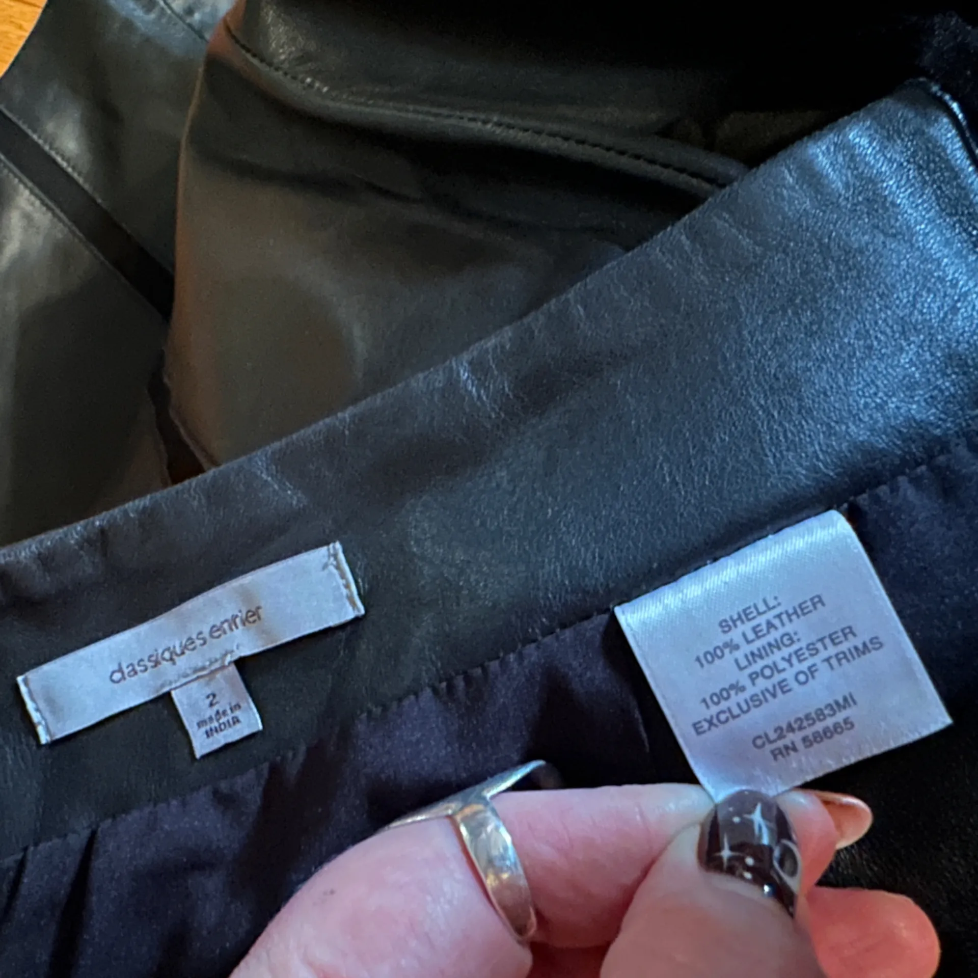 Classiques Entier Black Leather Pencil Skirt, Size 2 - Image 6