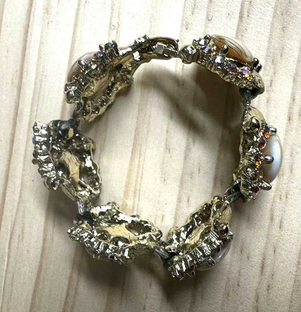 Vintage Shell and Rhinestone Statement Bracelet - Image 3