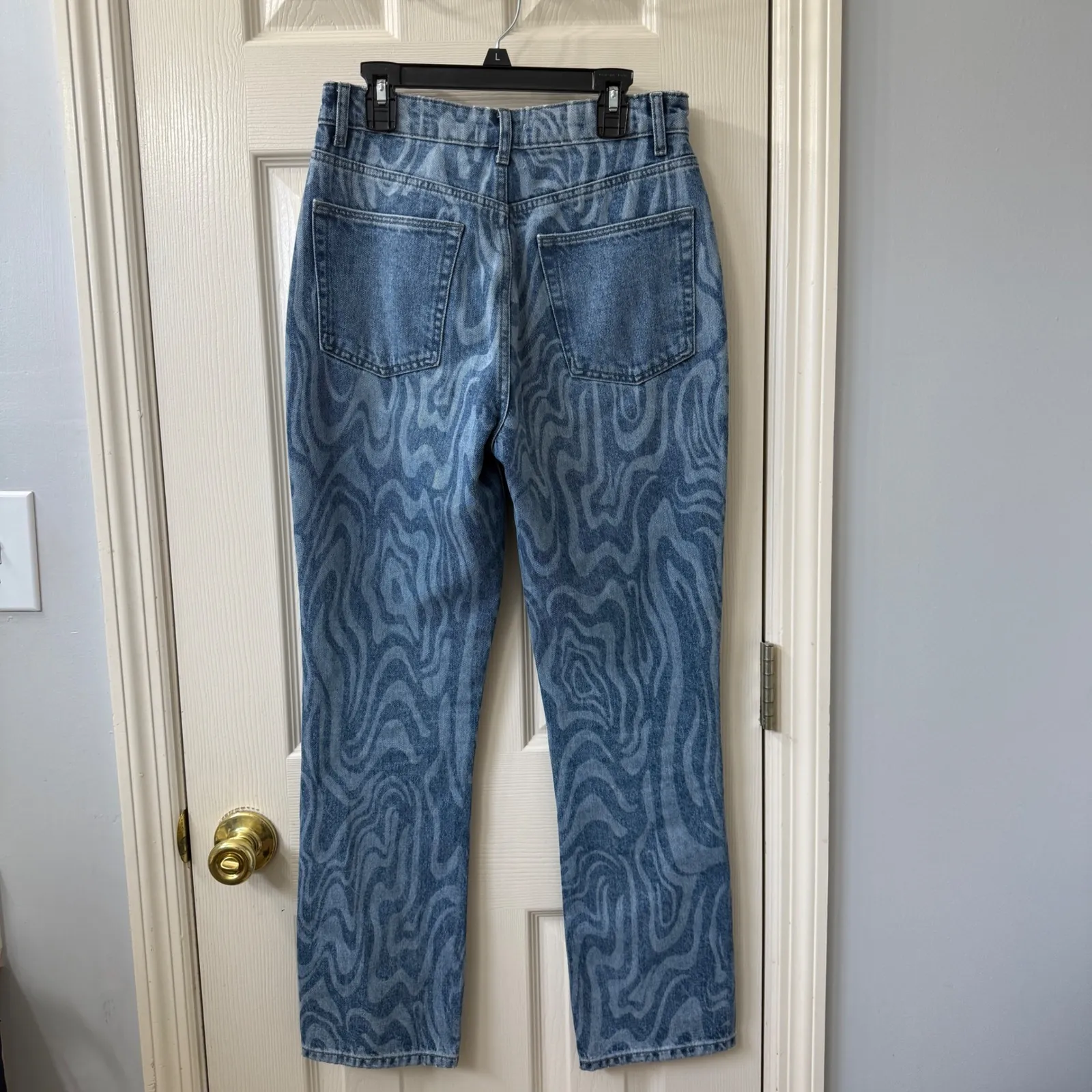 Lovers and Friends‎ Reece High Rise Slim Straight Jeans Blue Swirl Print Sz 26 - Image 5