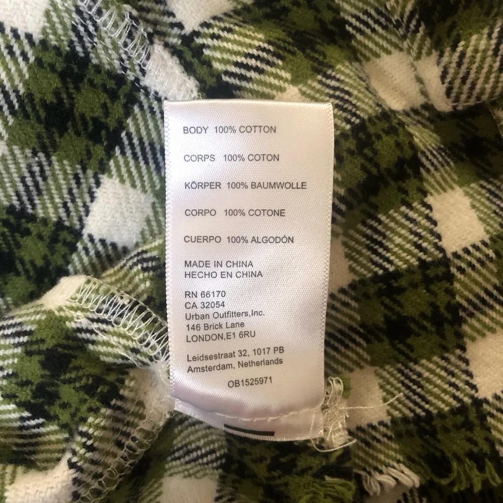 NWT URBAN OUTFITTERS BDG Carissa Flannel Cropped Shirt Jacket Size M - Image 8