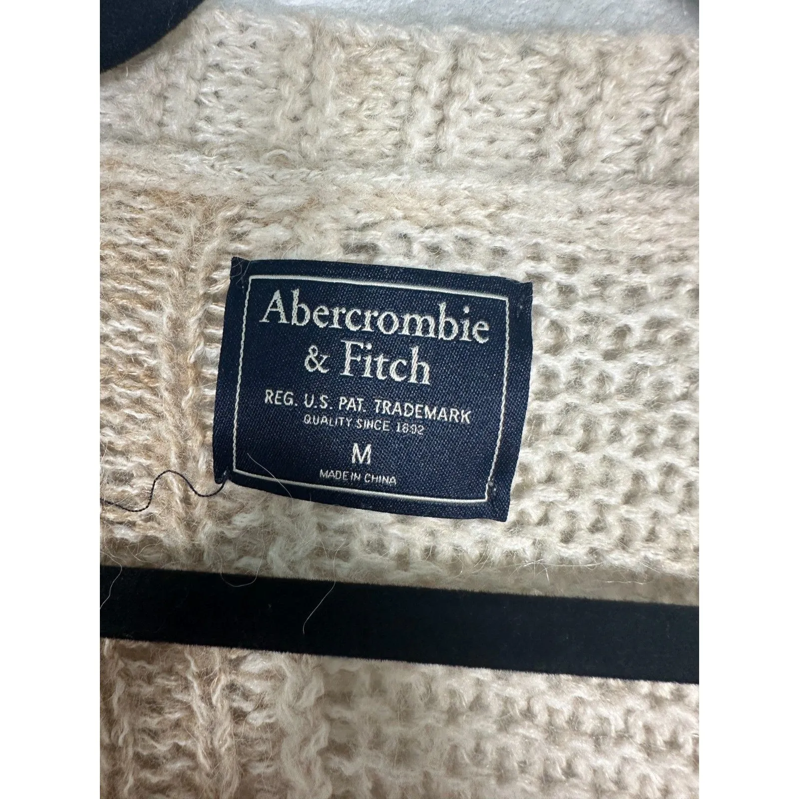 Abercrombie & Fitch Beige Cream Cableknit Wool Alpaca Blend Cardigan Medium - Image 3