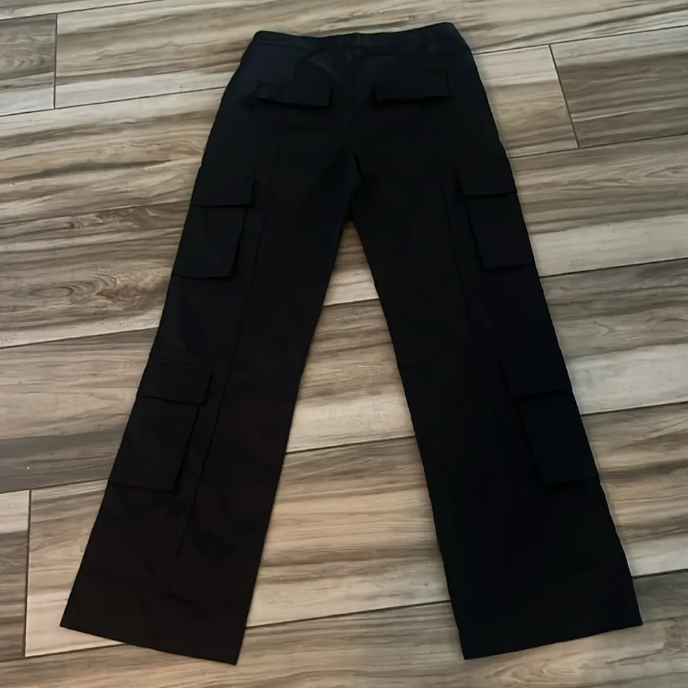 White Fox Boutique nylon cargo pants - Image 4