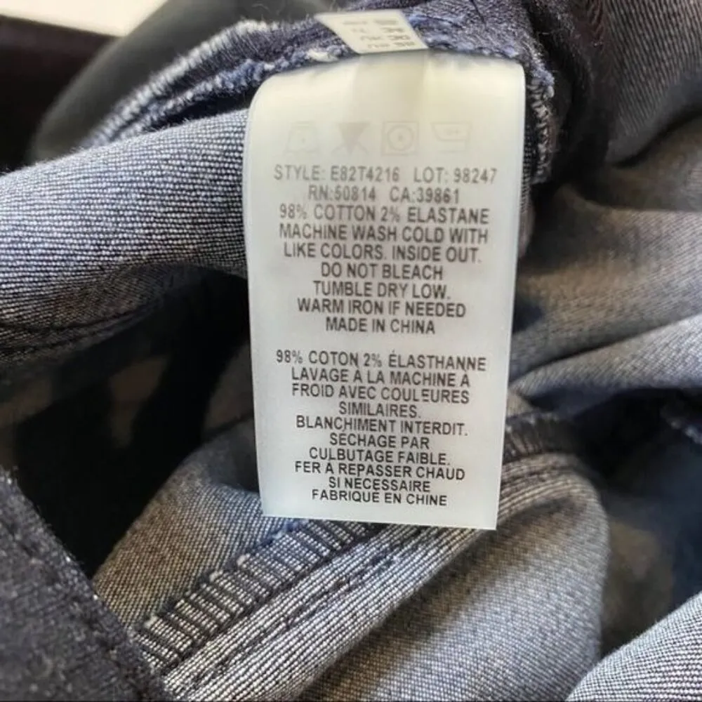 Elie Tahari Stretch Dark Wash Denim 70s Joyce Flare Jean Size 25 - Image 5