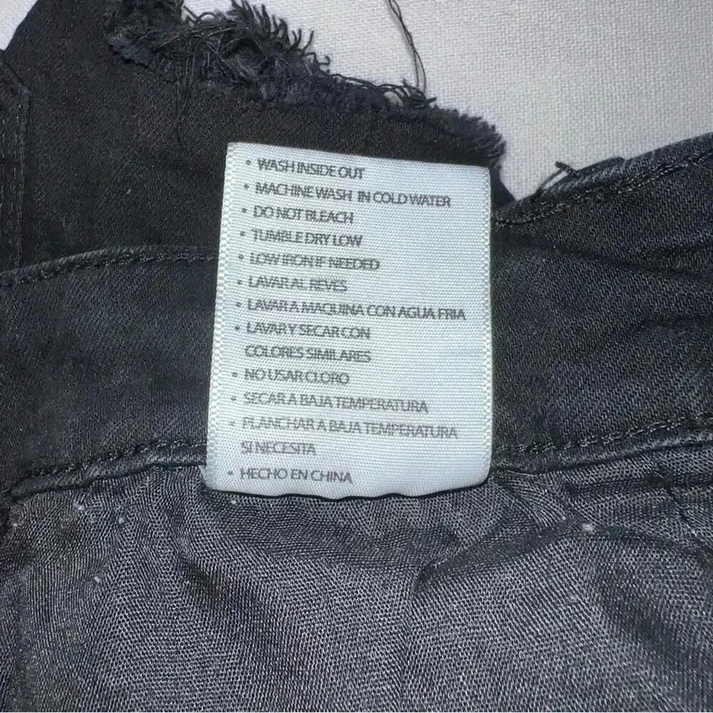 Y2K Kancan High Rise Raw Hem Cheeky Jean Shorts 3/25 Black Size undefined - Image 6