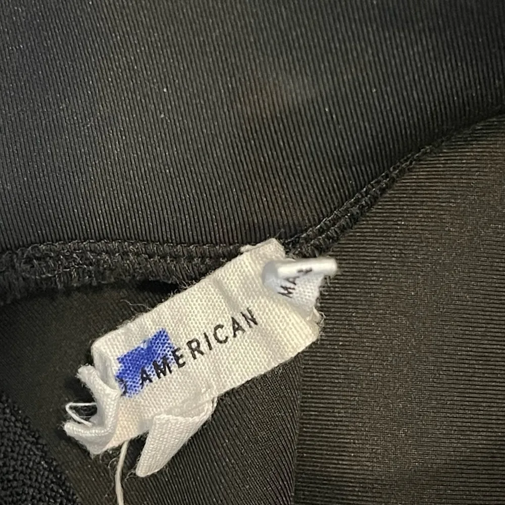 Good American Womens  Tops Scuba Crop Top Longlseeve Mock Neck Streetwear Luxe - Image 4