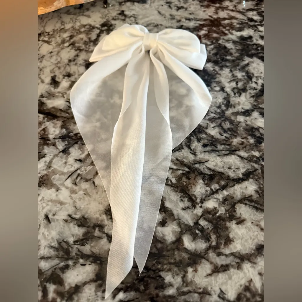 Vintage White Sheer Bow Large Long tail Hairclip - Image 7
