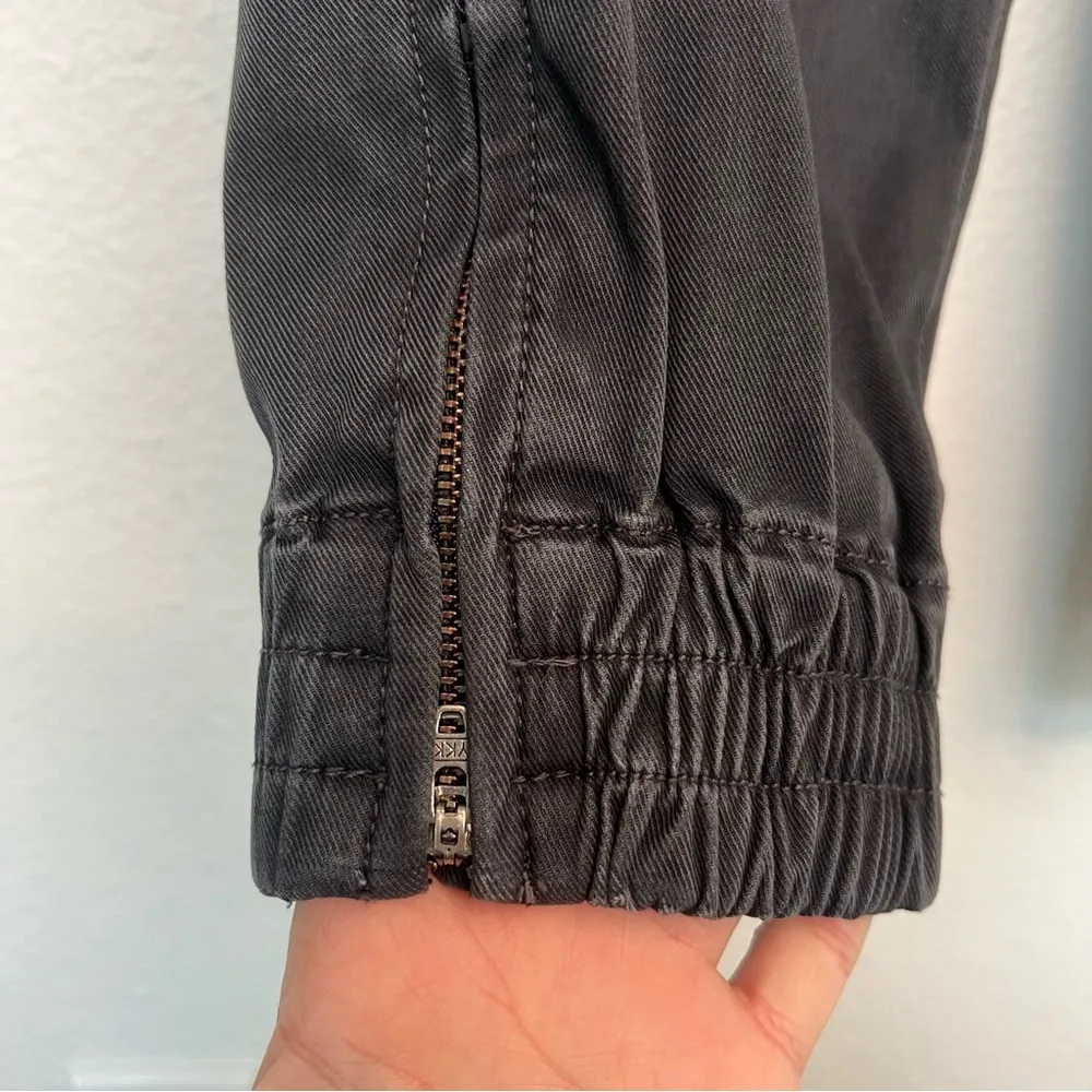 Spanx Stretch Twill Cargo Jogger large - Image 8