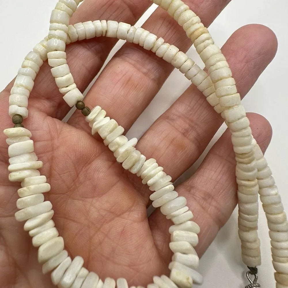 Puka shell necklace - Image 2