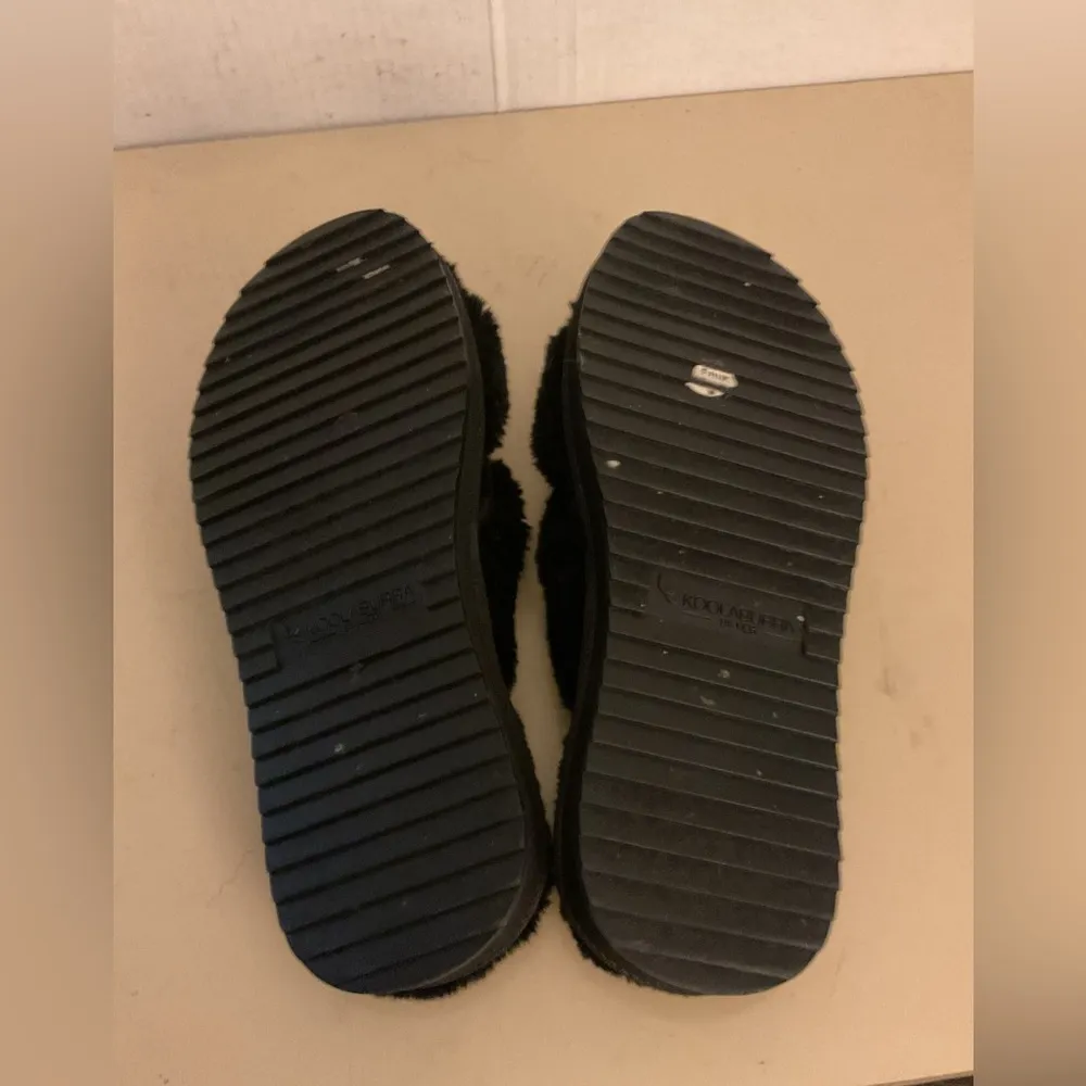 Kookaburra by Ugg Cozy Black Faux Fur Women's Slippers slide sandals size 6 - Image 9