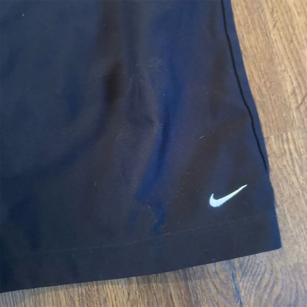 Nike Women's XS Black Cropped Leggings Dri-FIT Running Yoga Athleisure - Image 2